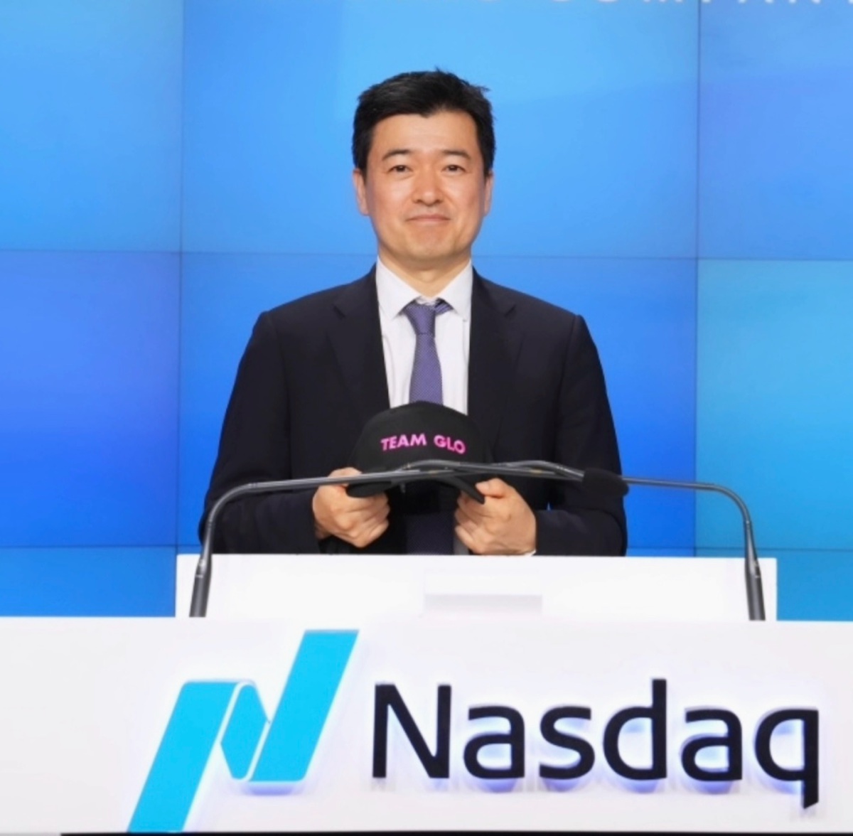 Nasdaq Closing Bell, New York